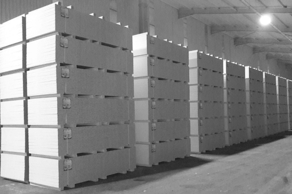Gypsum plasterboard